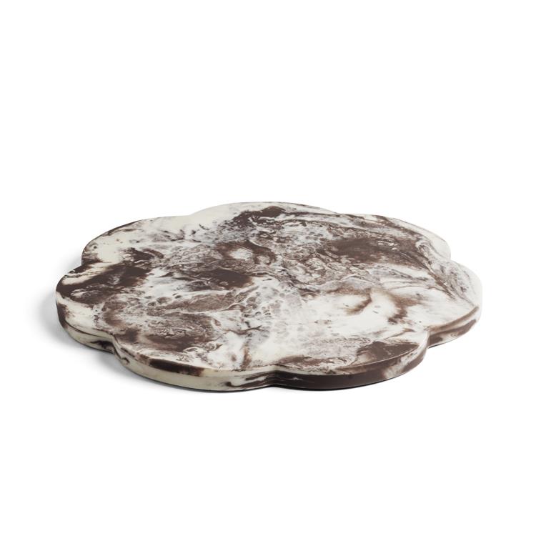 Scallop Resin Board Chocolate