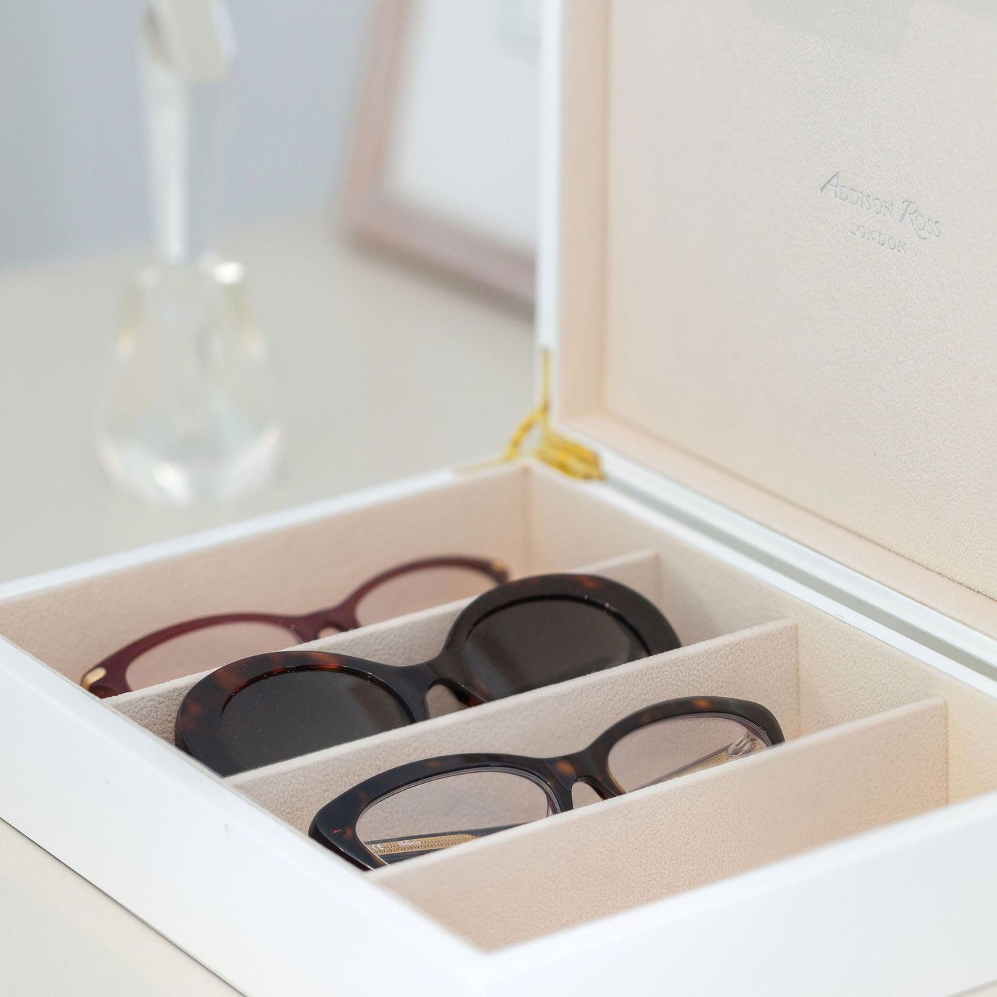 Large White & Silver Glasses Box